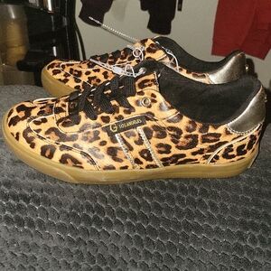 GBG Los Angeles Leopard Print Sneakers